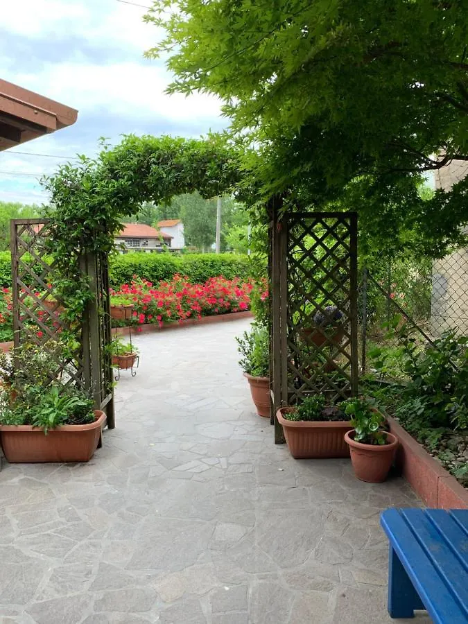 Casa Serenella B&B - Casa Vacanze Пьяццола-суль-Брента Дом отдыха
