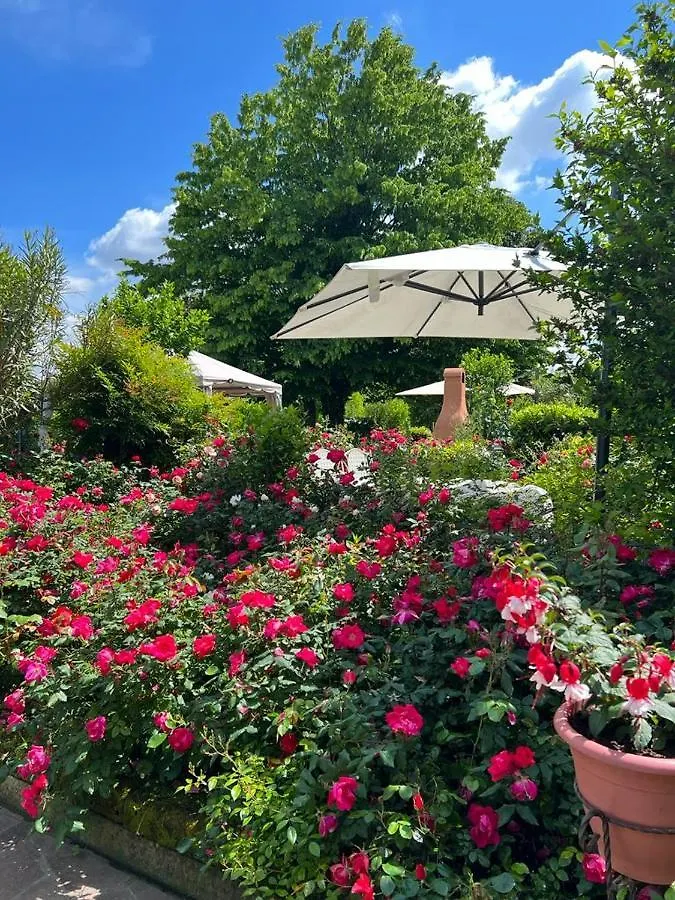 度假居 Casa Serenella B&B - Casa Vacanze 布伦塔河畔皮亚佐拉